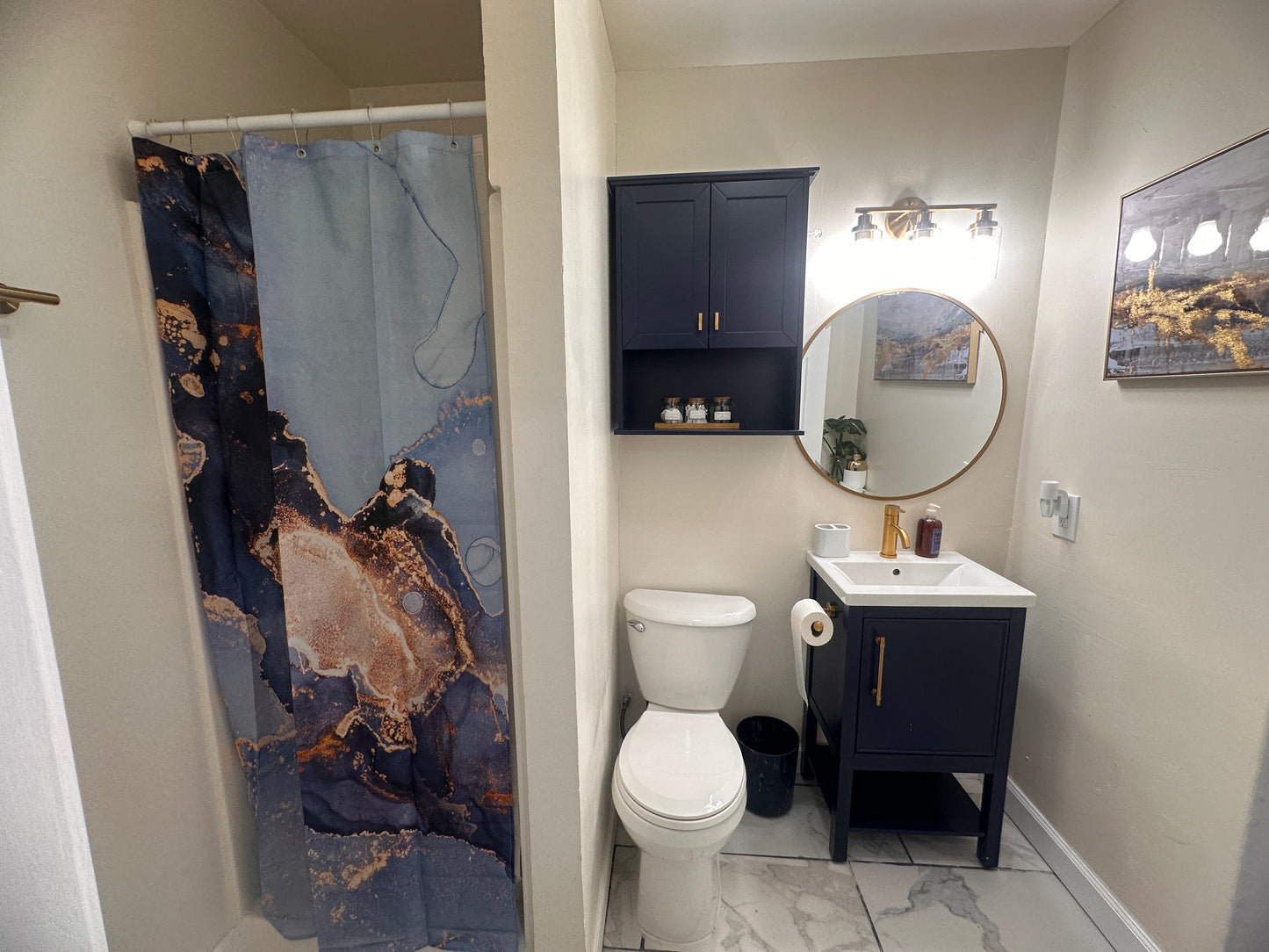 Desire St Studio Apt 1524 (Fully Furnished + Utilities Included)