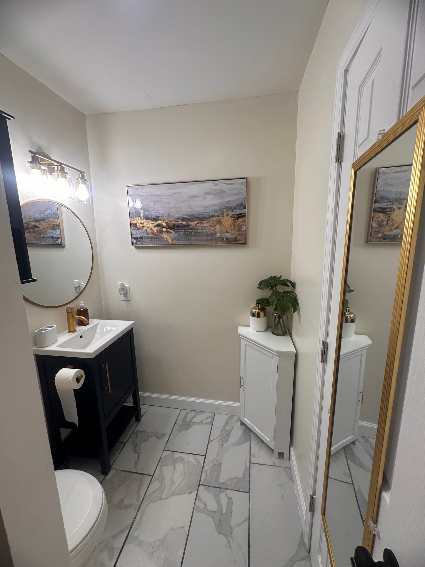 Desire St Studio Apt 1524 (Fully Furnished + Utilities Included)