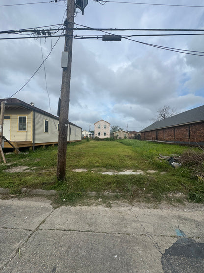2415 Louisa St - Vacant Lot
