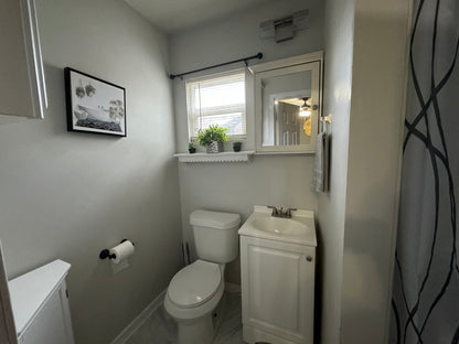 Desire St Studio Apt 1524 (Fully Furnished + Utilities Included)